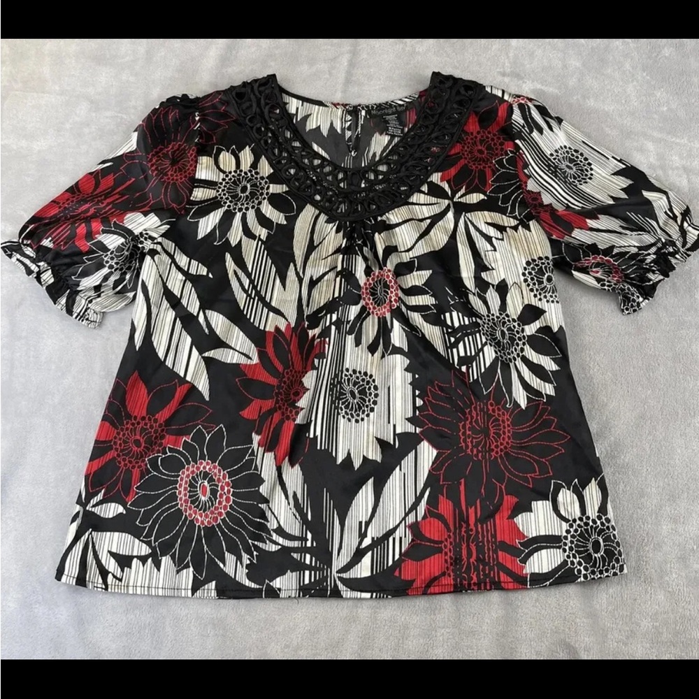 Moonlight Bay womens floral short sleeve blouse size Petite Medium